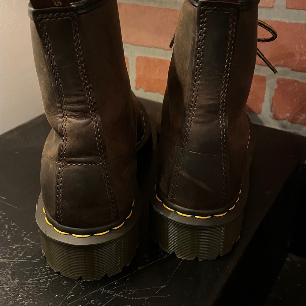 Dr. Martens - Picture 3 of 6